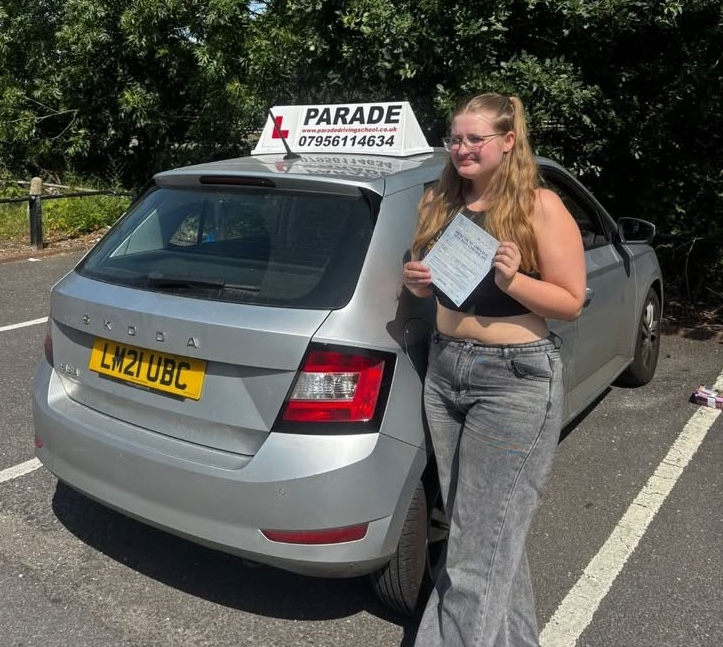 Elise Carpenter from Borehamwood passed her practical driving test with Parade School of Motoring